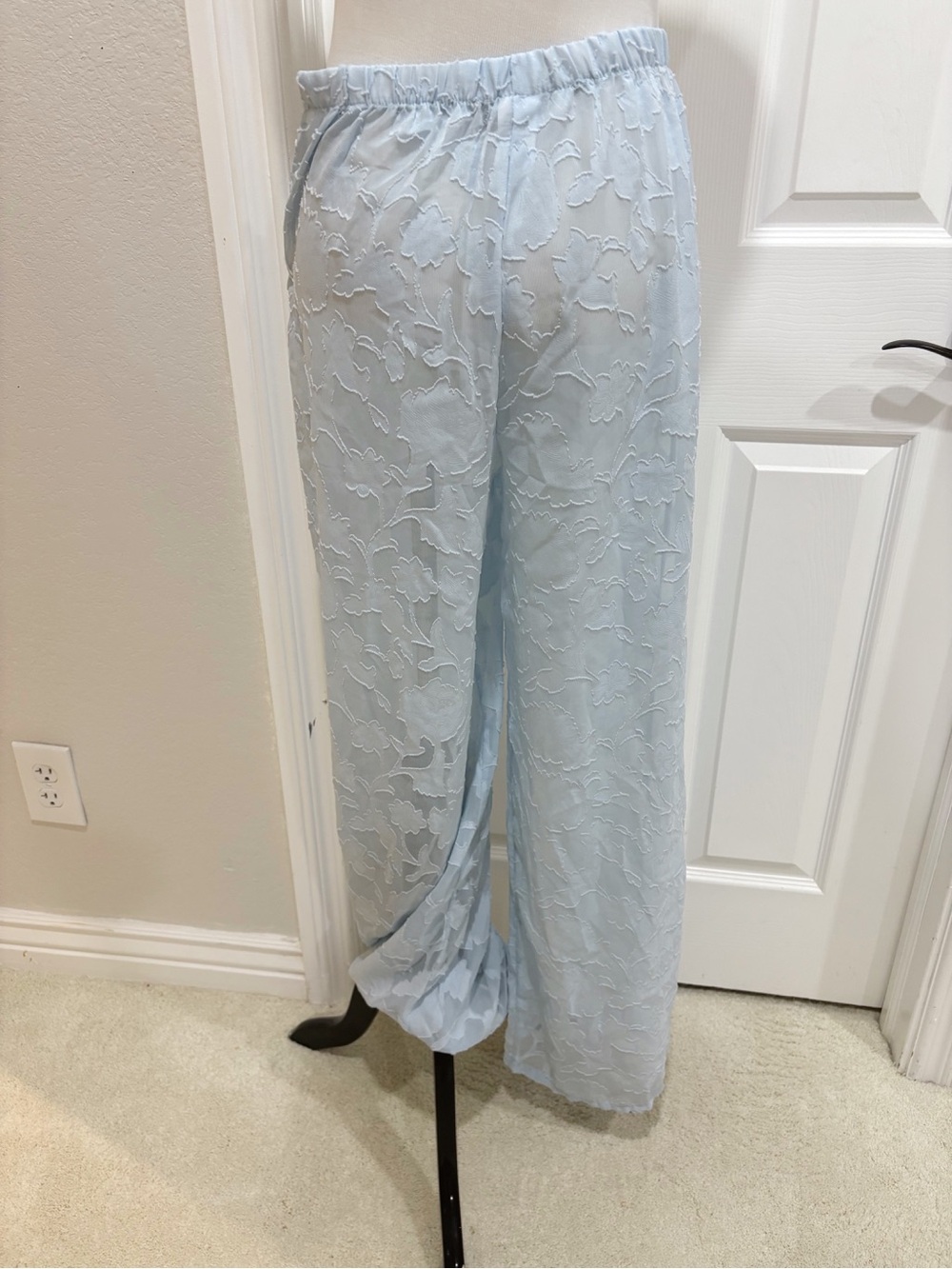 Dippin Daisy’s Women's Light Baby Blue Sheer Floral Wide-Leg Pants Small - Picture 6 of 7